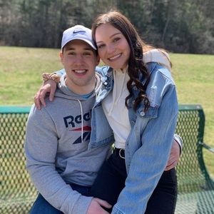 Meet your Posher, Zachary